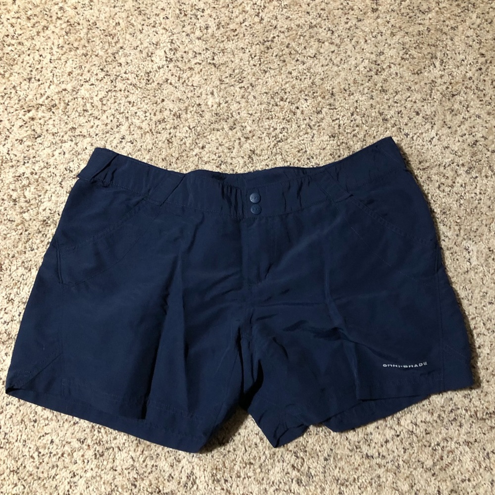Columbia SHORTS!!